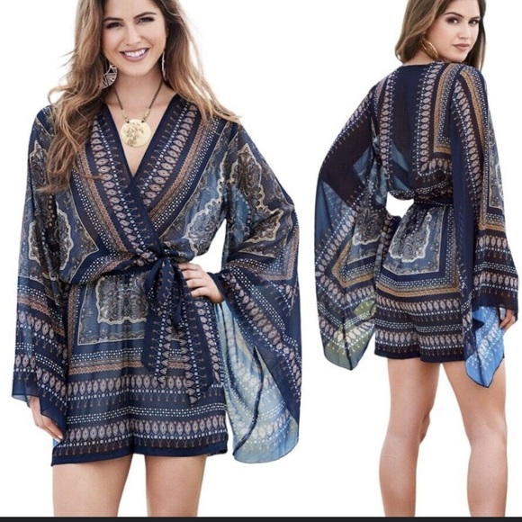 VENUS Other - VENUS Blue Patterned Kimono Romper